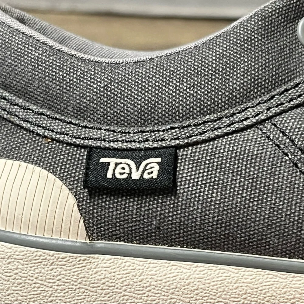 Teva Women’s Freewheel Washed Canvas Sneakers - Size 8 - Grey/Beige - Picture 10 of 10